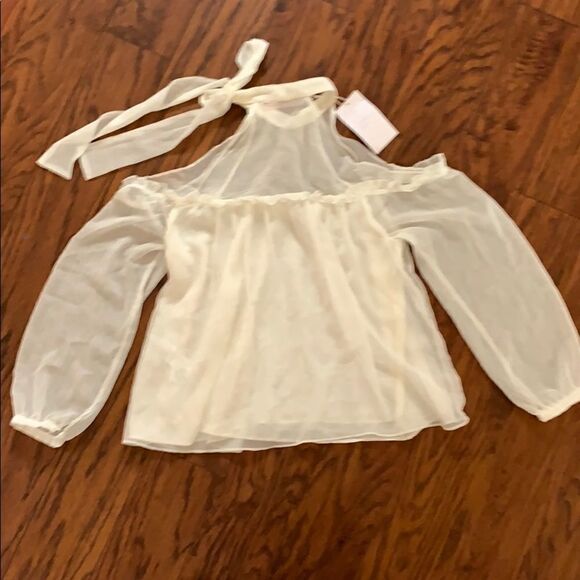 NWT Zara cold shoulder blouse. Size Small - Picture 3 of 7